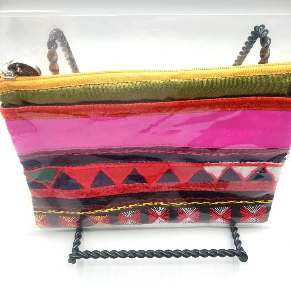 Shinawatra Thailand Silk Clutch Purse Pink Red Gold Zip New‎ NWT US shipped